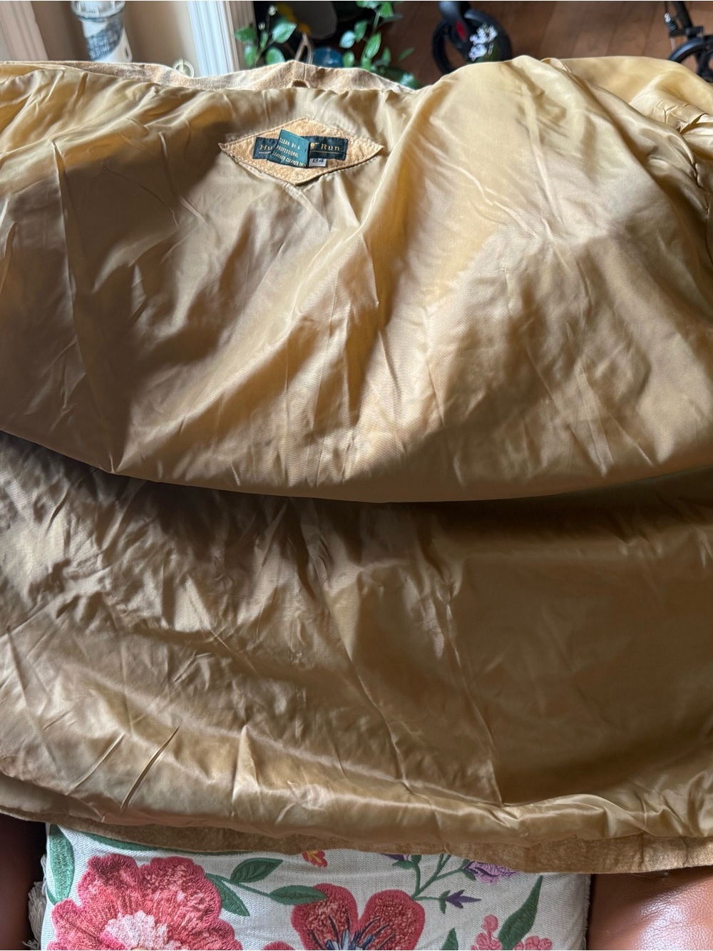 Hunters Run Men’s Genuine Leather Fringe Jacket - Picture 5 of 6